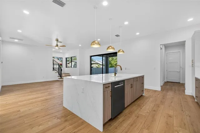 $1,099,900 | 4555 26th Avenue South, St. Petersburg, FL 33711