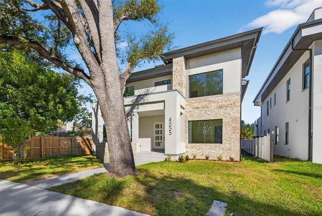 $1,099,900 | 4555 26th Avenue South, St. Petersburg, FL 33711
