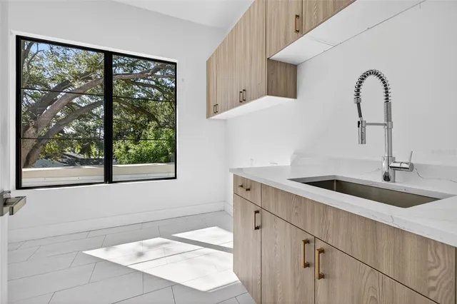 $1,099,900 | 4555 26th Avenue South, St. Petersburg, FL 33711