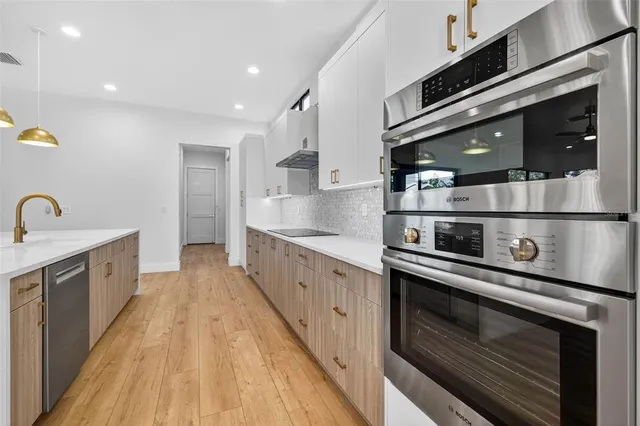 $1,099,900 | 4555 26th Avenue South, St. Petersburg, FL 33711