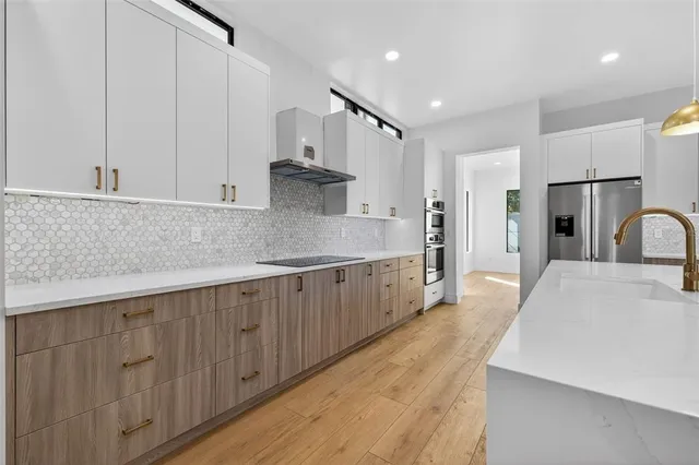 $1,099,900 | 4555 26th Avenue South, St. Petersburg, FL 33711