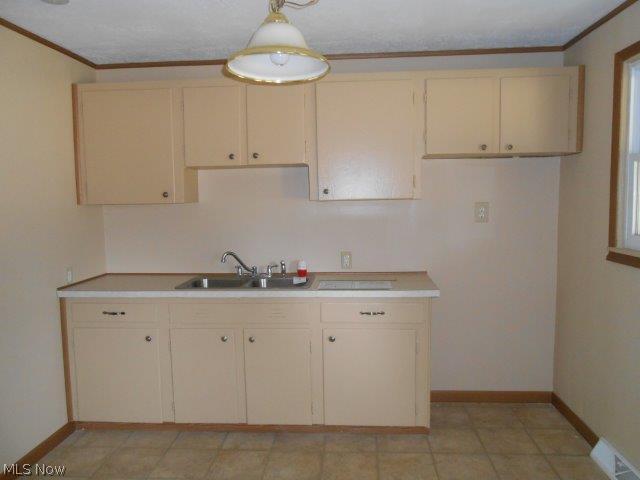 5129 South Hametown Road Barberton, OH 44203 - Photo 9 of 17