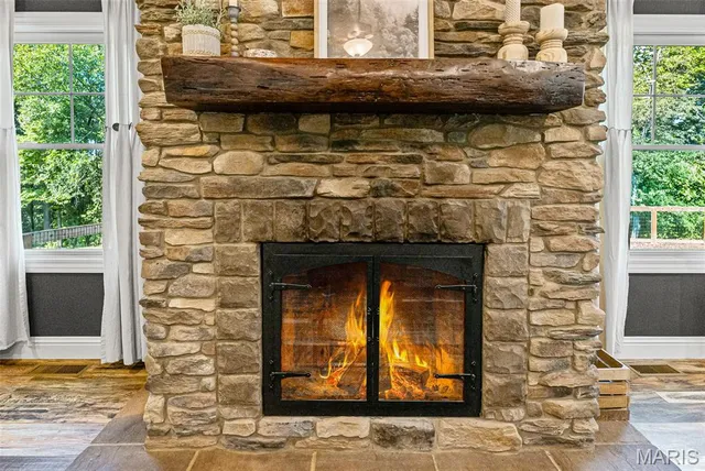 $650,000 | 6009 Rolling Hills Lane, Belleville, IL 62223