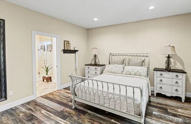 $650,000 | 6009 Rolling Hills Lane, Belleville, IL 62223