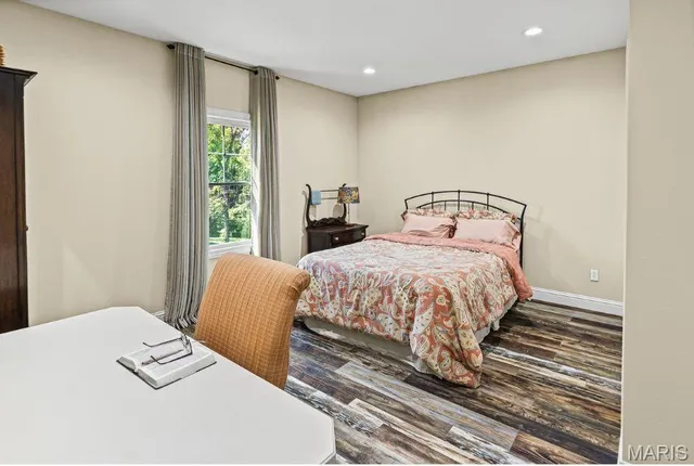 $650,000 | 6009 Rolling Hills Lane, Belleville, IL 62223