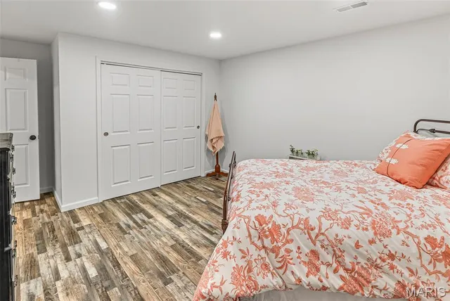 $650,000 | 6009 Rolling Hills Lane, Belleville, IL 62223