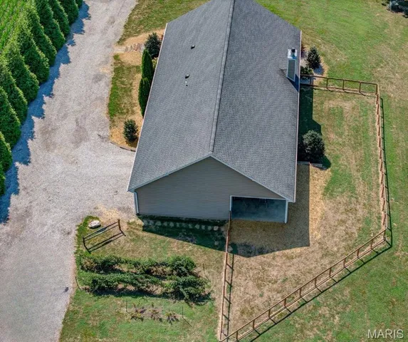 $650,000 | 6009 Rolling Hills Lane, Belleville, IL 62223