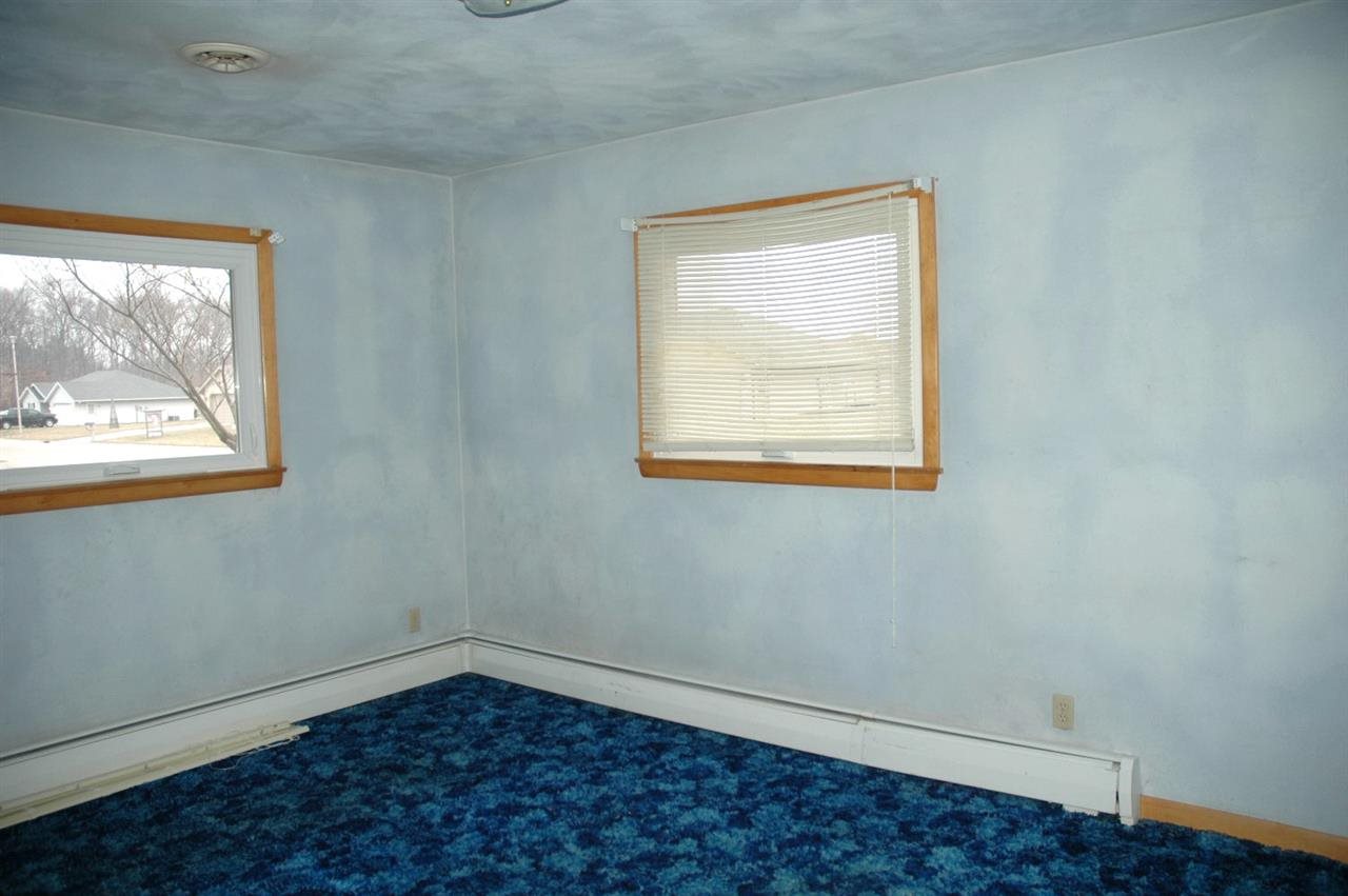 1242 West Ackerman Road Jasper, IN 47546 - Photo 6 of 9