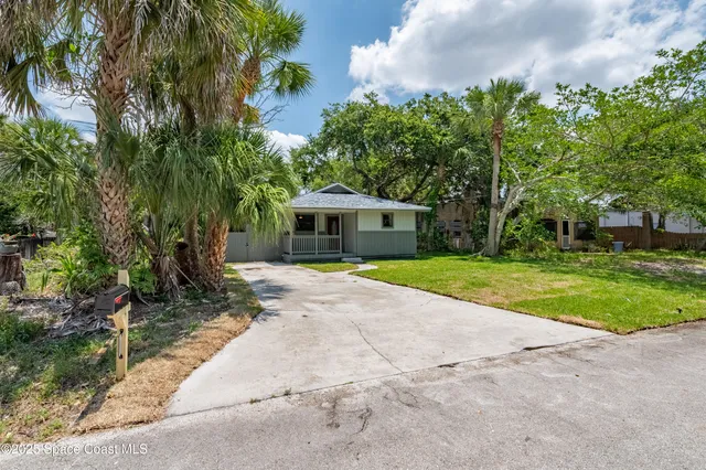 $299,000 | 1919 Poinsetta Boulevard, Melbourne, FL 32901