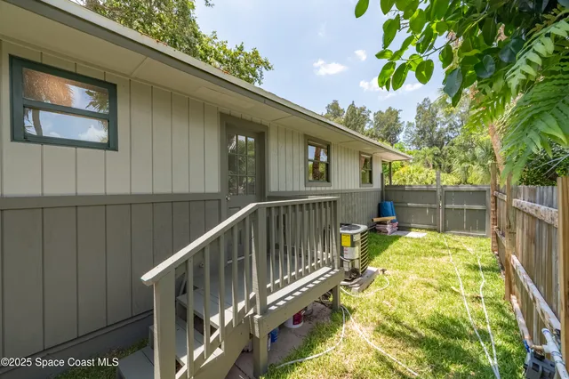 $299,000 | 1919 Poinsetta Boulevard, Melbourne, FL 32901