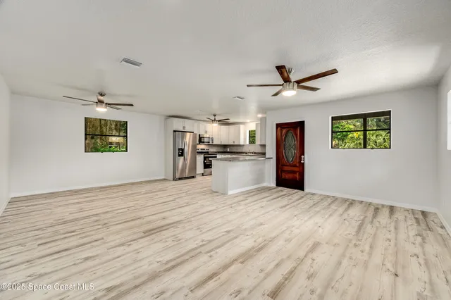 $299,000 | 1919 Poinsetta Boulevard, Melbourne, FL 32901