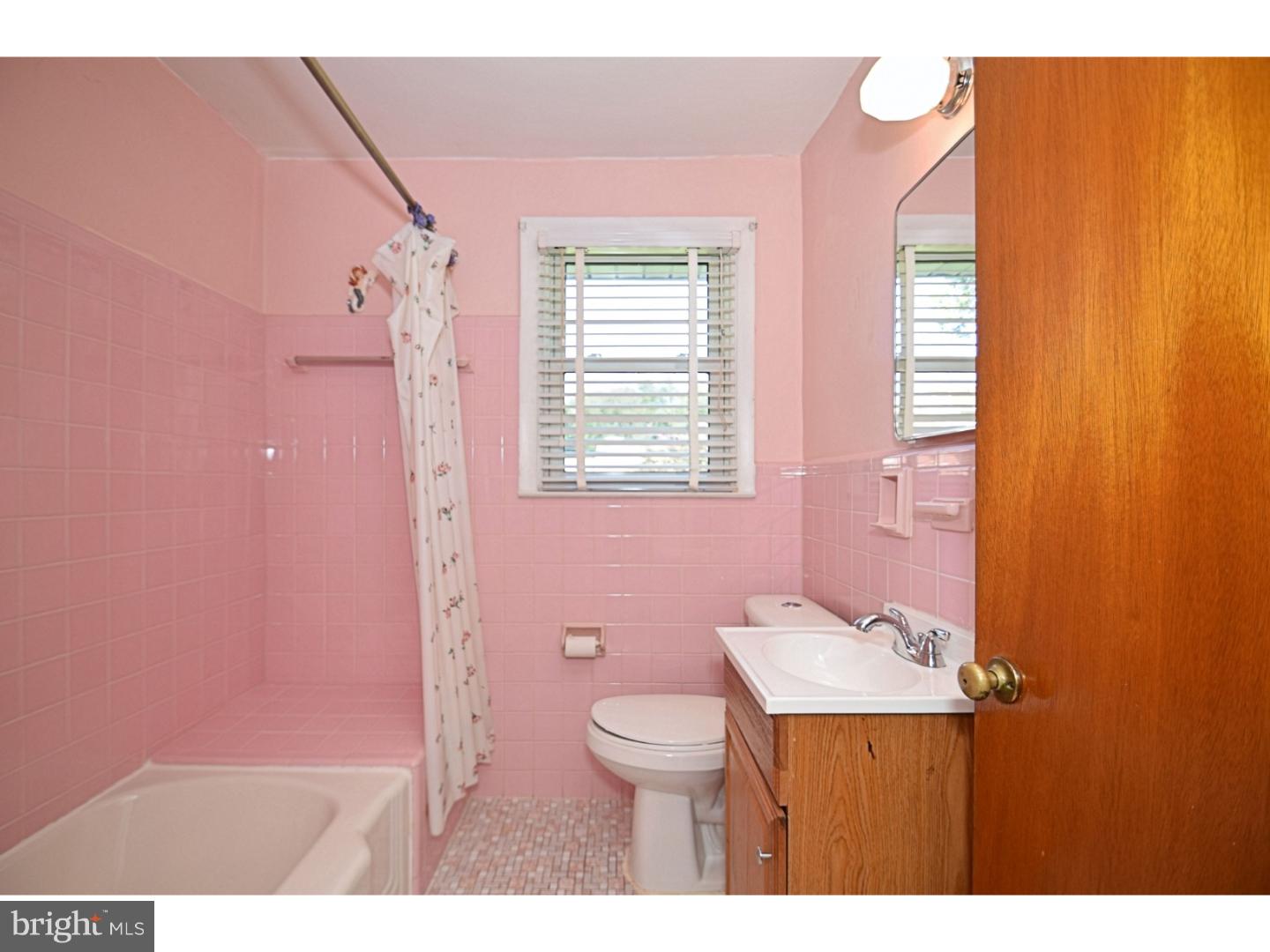 321 Lewis Road Springfield, PA 19064 - Photo 14 of 24