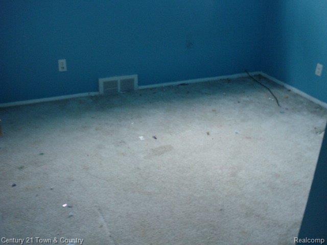 2544 Charms Road Wixom, MI 48393 - Photo 15 of 20 DSC00910