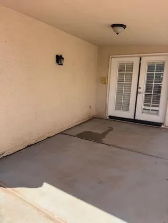 $2,499 | 4421 East Desert Wind Dr., Phoenix, AZ 85044