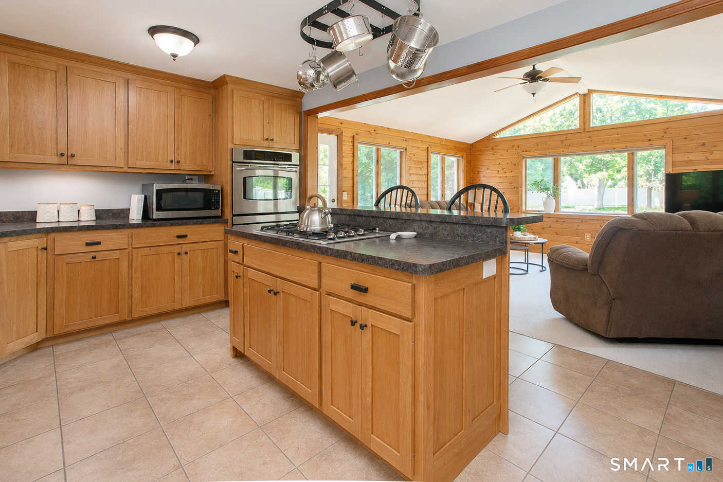 10 Harlan Road Farmington, CT 06032 - Photo 4 of 25