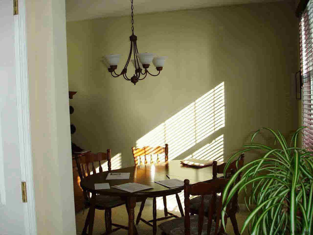 7 Lee Circle Lake George, NY 12845 - Photo 2 of 8 Photo 2