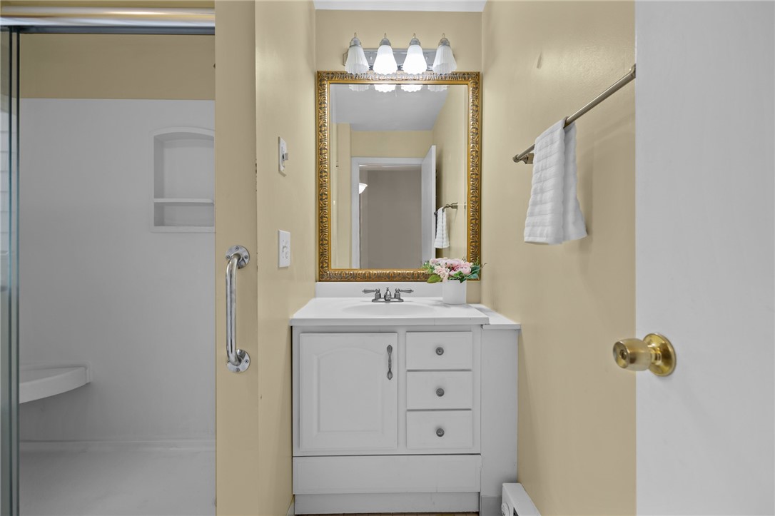 180 Fishing Cove Road North Kingstown, RI 02852 - Photo 21 of 36 Full bath on second level