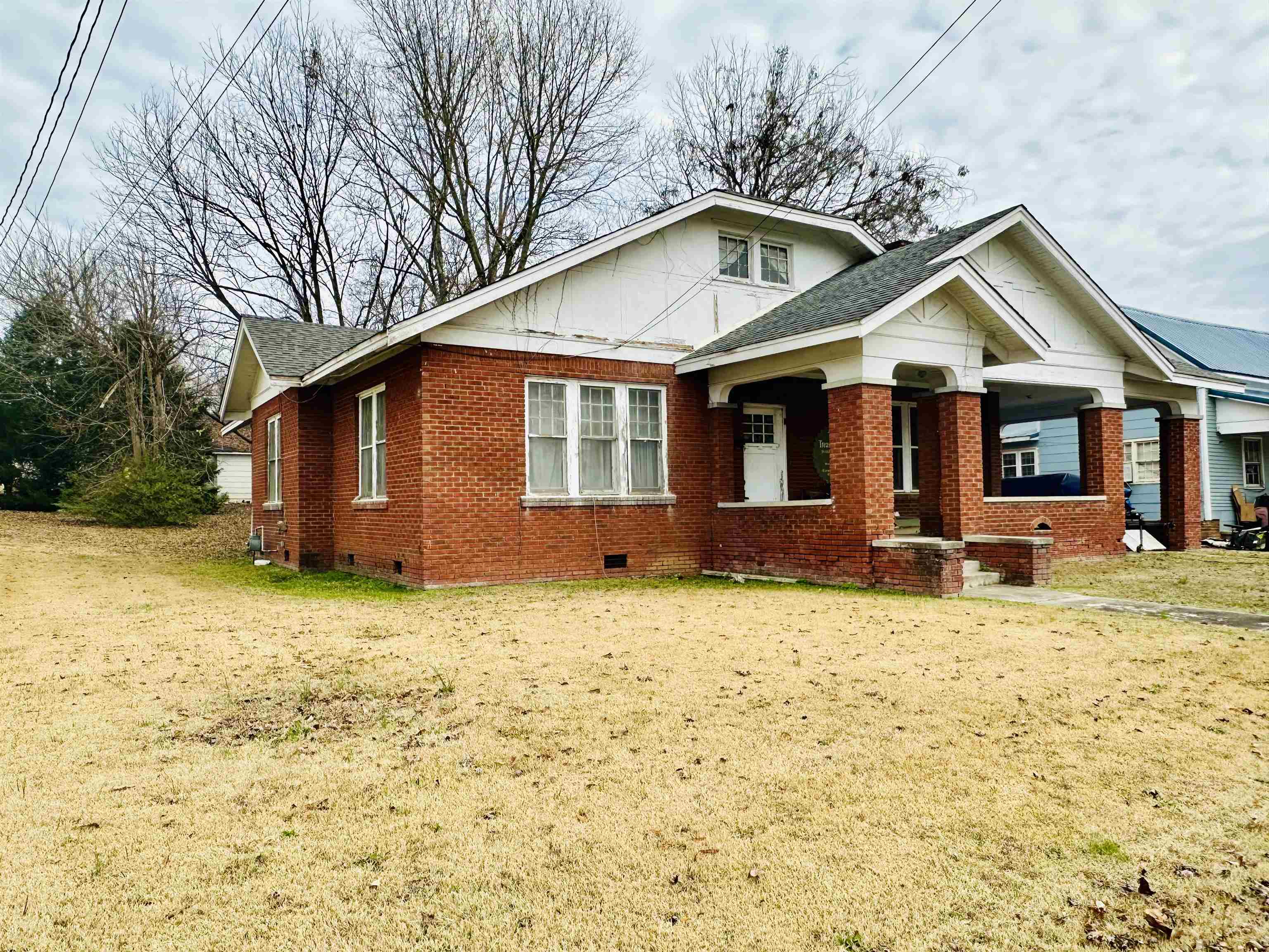 219 West Court Avenue Selmer, TN 38375 - Photo 2 of 6