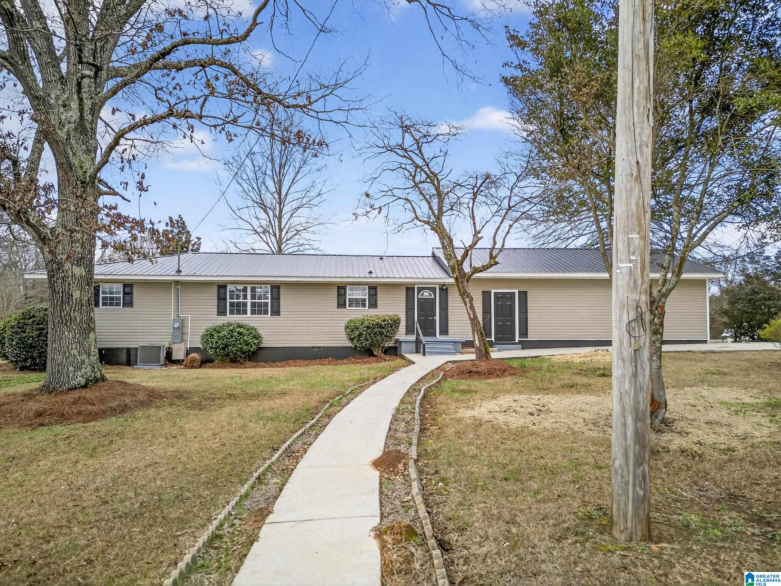 112 Meadowview Circle Munford, AL 36268 - Photo 7 of 39