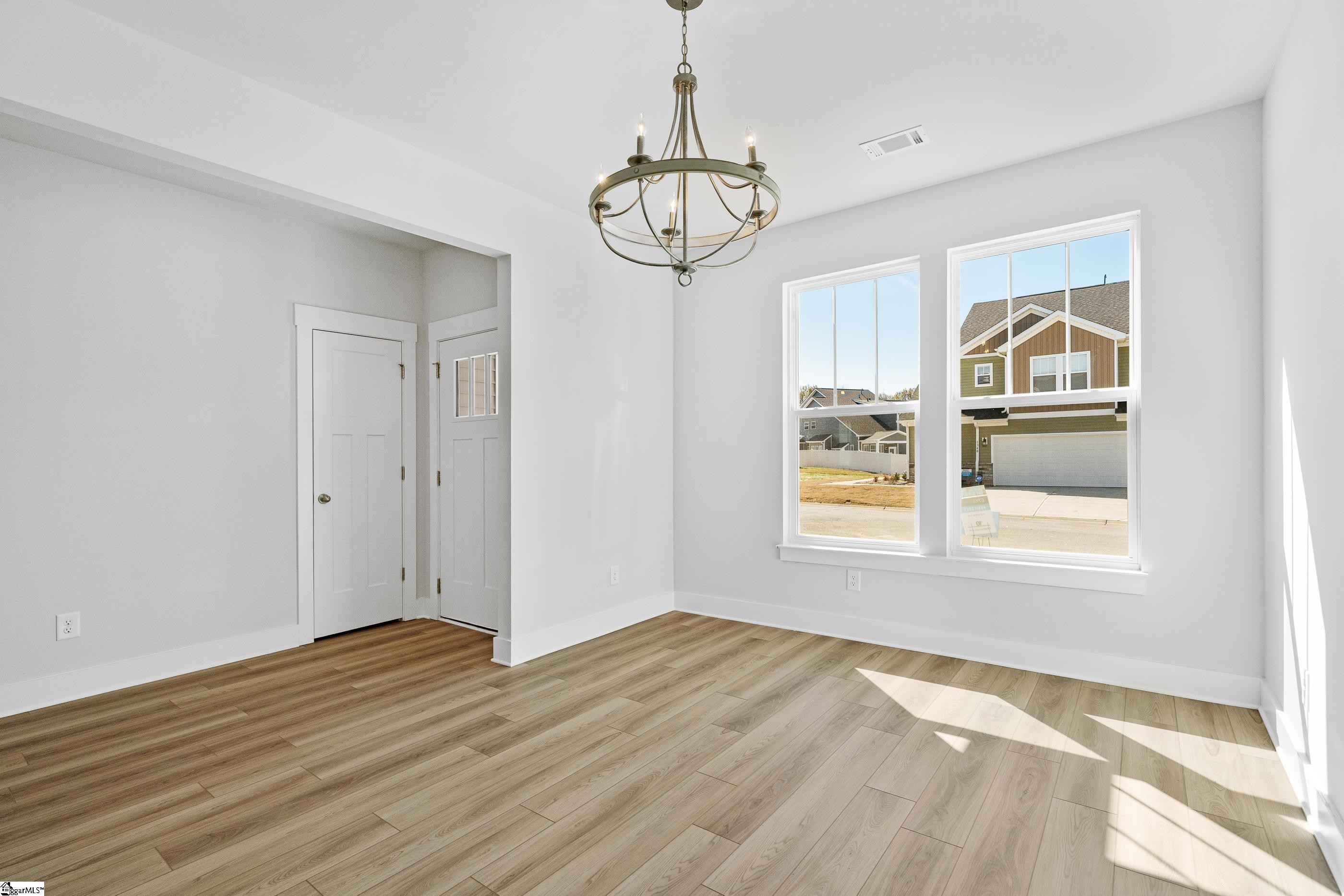 1341 Summer Gold Way Boiling Springs, SC 29316 - Photo 10 of 31 Gallery Image 10