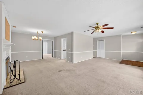 $285,000 | 4542 Frederickton Court, St. Louis, MO 63128