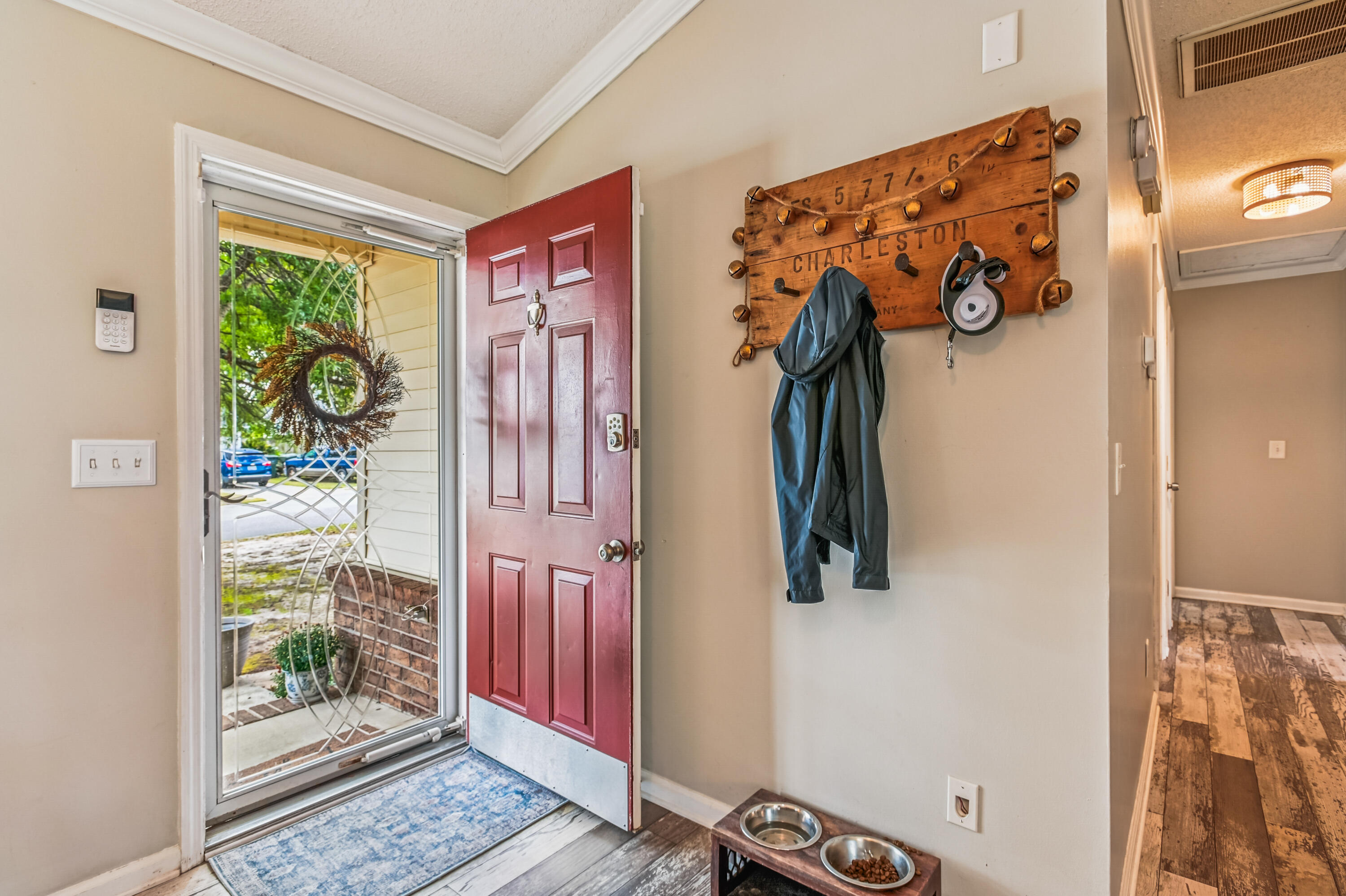 116 Two Hitch Road Goose Creek, SC 29445 - Photo 5 of 42 interiors-entry-dsc0788