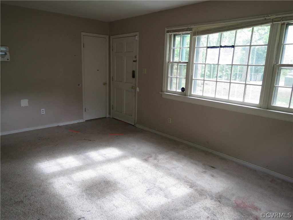 2304 Huth Road Richmond, VA 23224 - Photo 5 of 12 Gallery Image 5