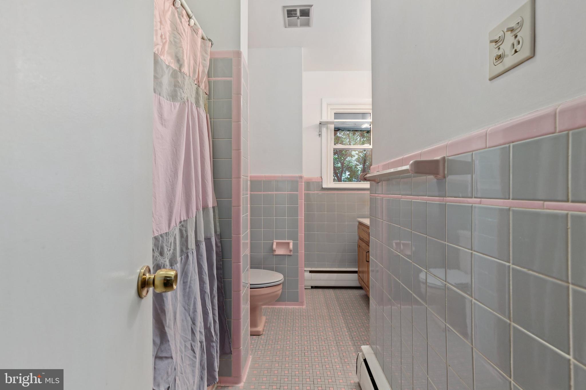 1209 La Grande Road Silver Spring, MD 20903 - Photo 23 of 38
