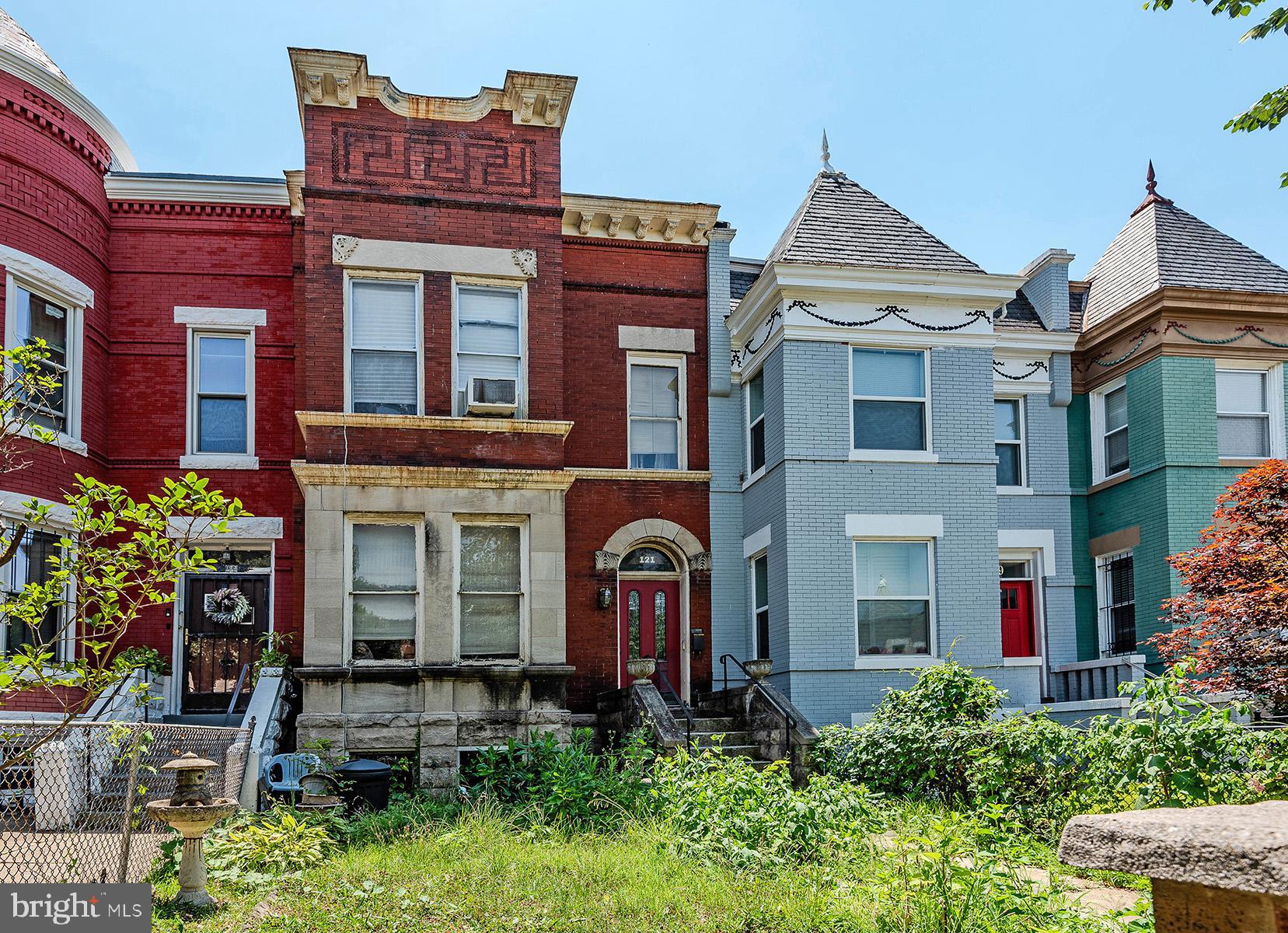 121 R Street Northeast Washington, DC 20002 - Photo 2 of 27