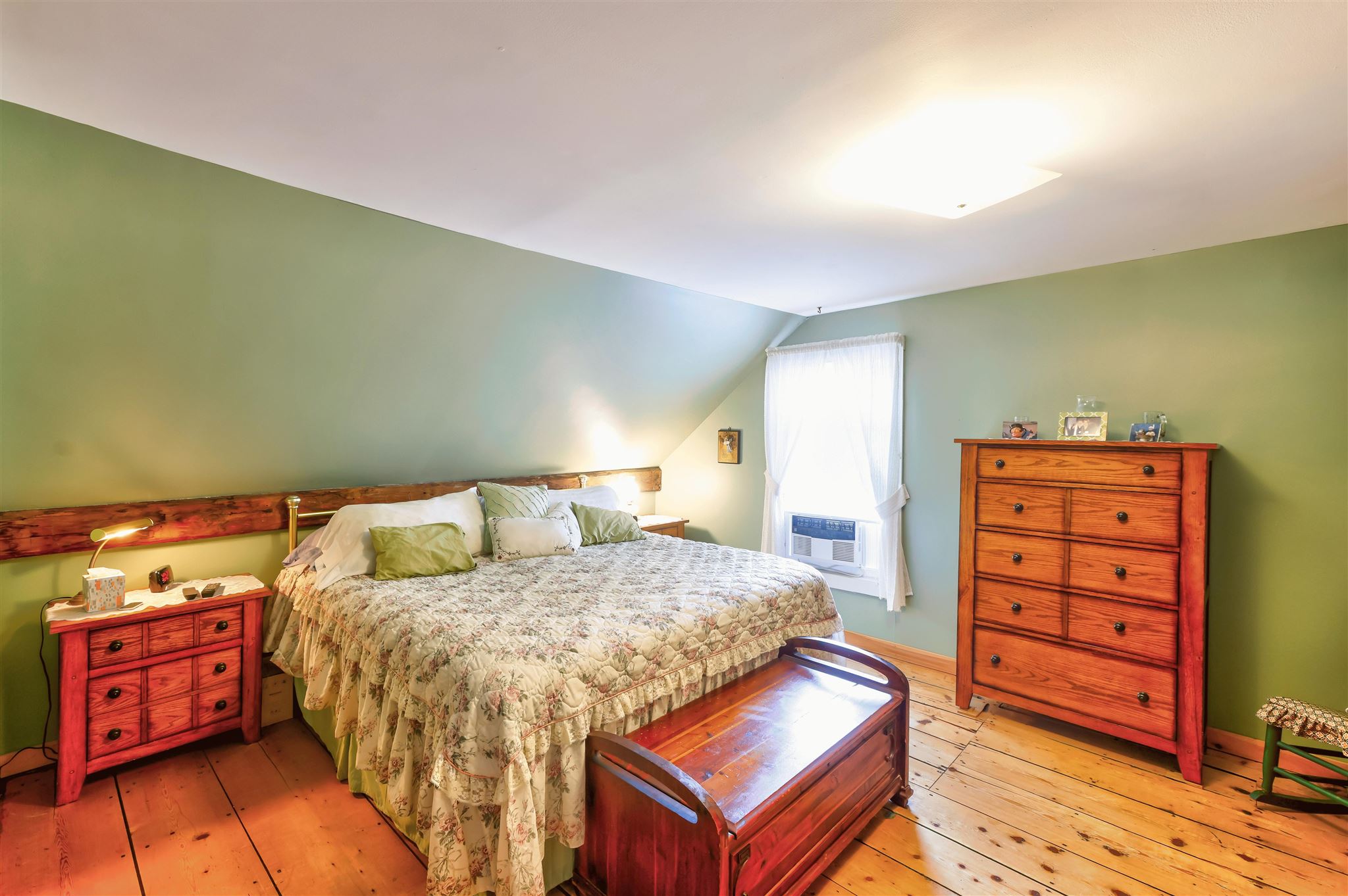 1184 Stagecoach Road Morristown, VT 05661 - Photo 17 of 32