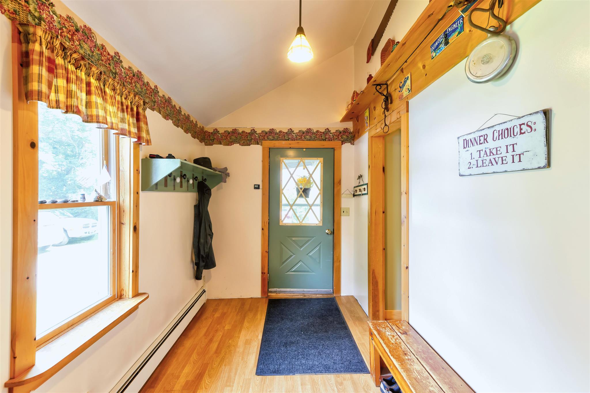 1184 Stagecoach Road Morristown, VT 05661 - Photo 7 of 32