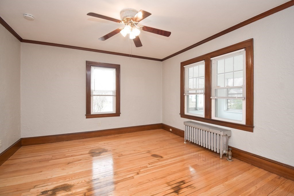 719 Allen Street Springfield, MA 01118 - Photo 12 of 40