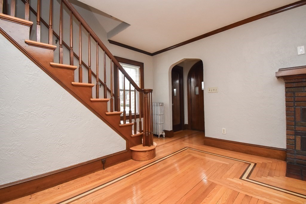 719 Allen Street Springfield, MA 01118 - Photo 20 of 40