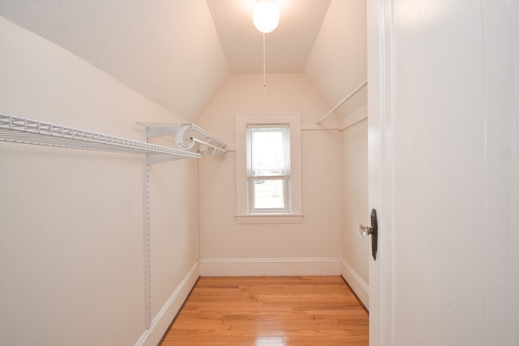 719 Allen Street Springfield, MA 01118 - Photo 23 of 40