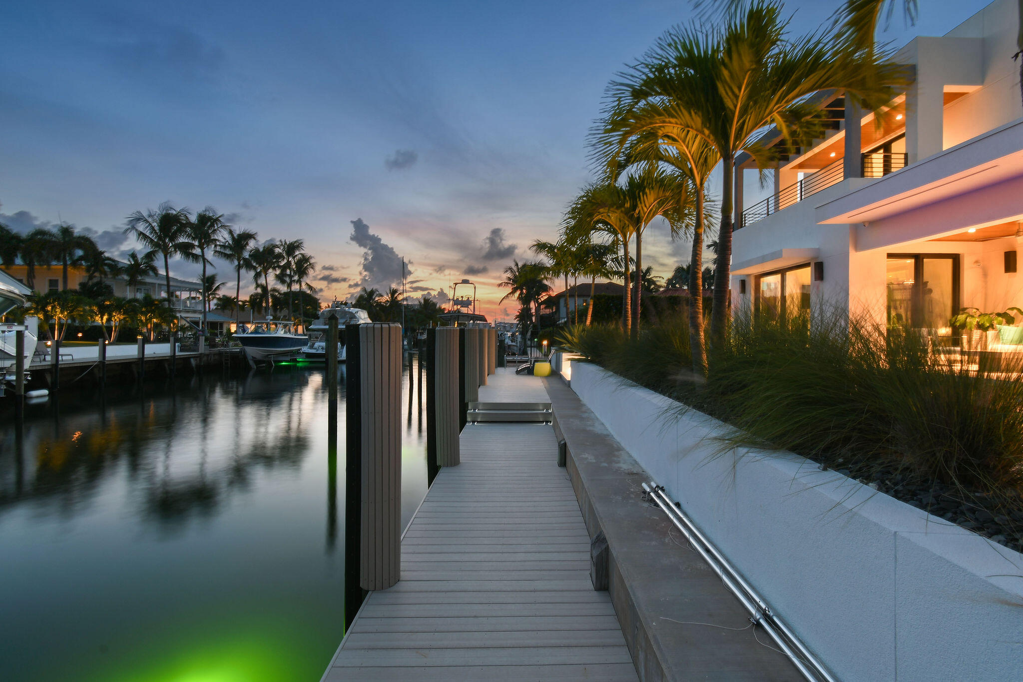 1091 Gulfstream Way Singer Island, FL 33404 - Photo 54 of 67 1091GulfstreamWay-Twilights(21)