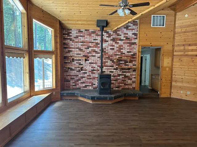 $594,900 | 5801 Lupin Lane, Pollock Pines, CA 95726