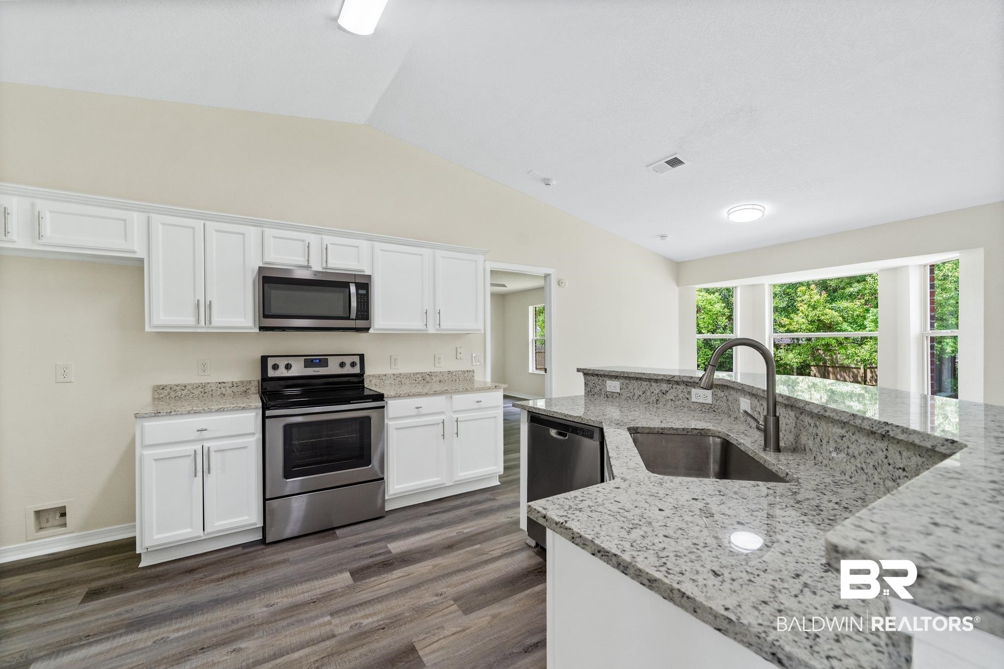 235 Woodsong Drive Foley, AL 36535 - Photo 3 of 25 Kitchen