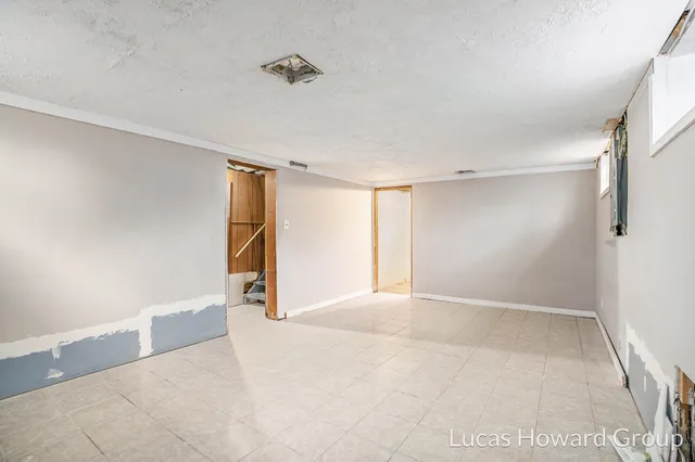 $169,900 | 305 East Pine Street, Fremont, MI 49412