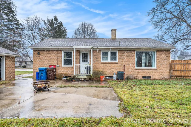 $169,900 | 305 East Pine Street, Fremont, MI 49412