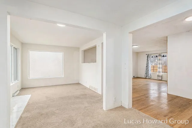 $169,900 | 305 East Pine Street, Fremont, MI 49412