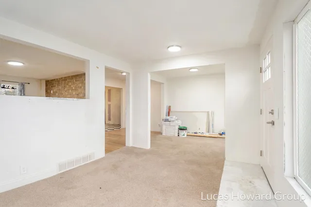 $169,900 | 305 East Pine Street, Fremont, MI 49412