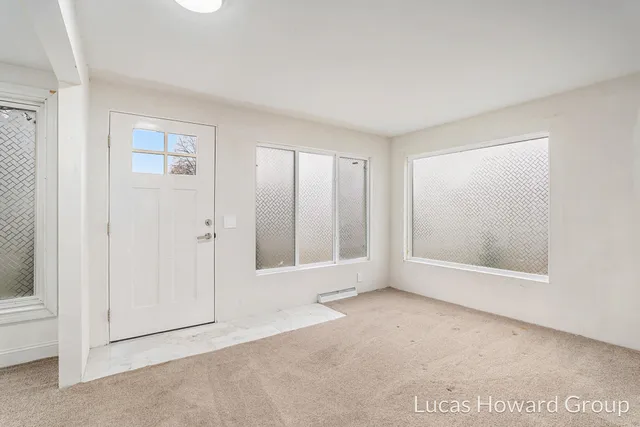 $169,900 | 305 East Pine Street, Fremont, MI 49412