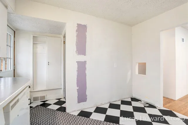 $169,900 | 305 East Pine Street, Fremont, MI 49412