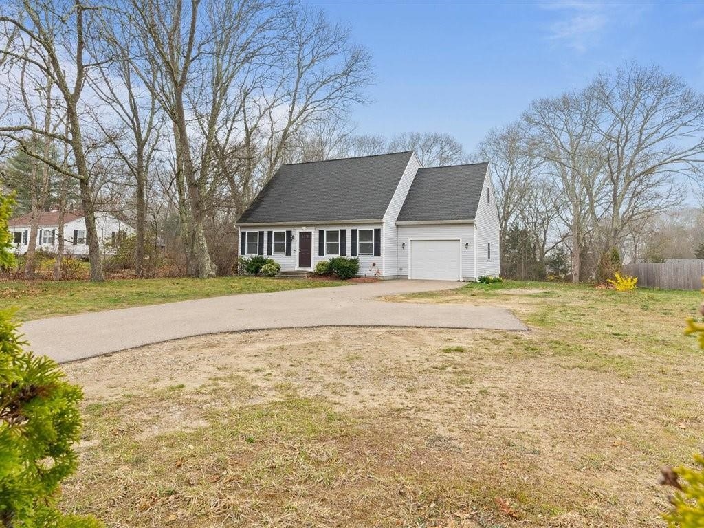 196 Post Road Westerly, RI 02891 - Photo 3 of 22