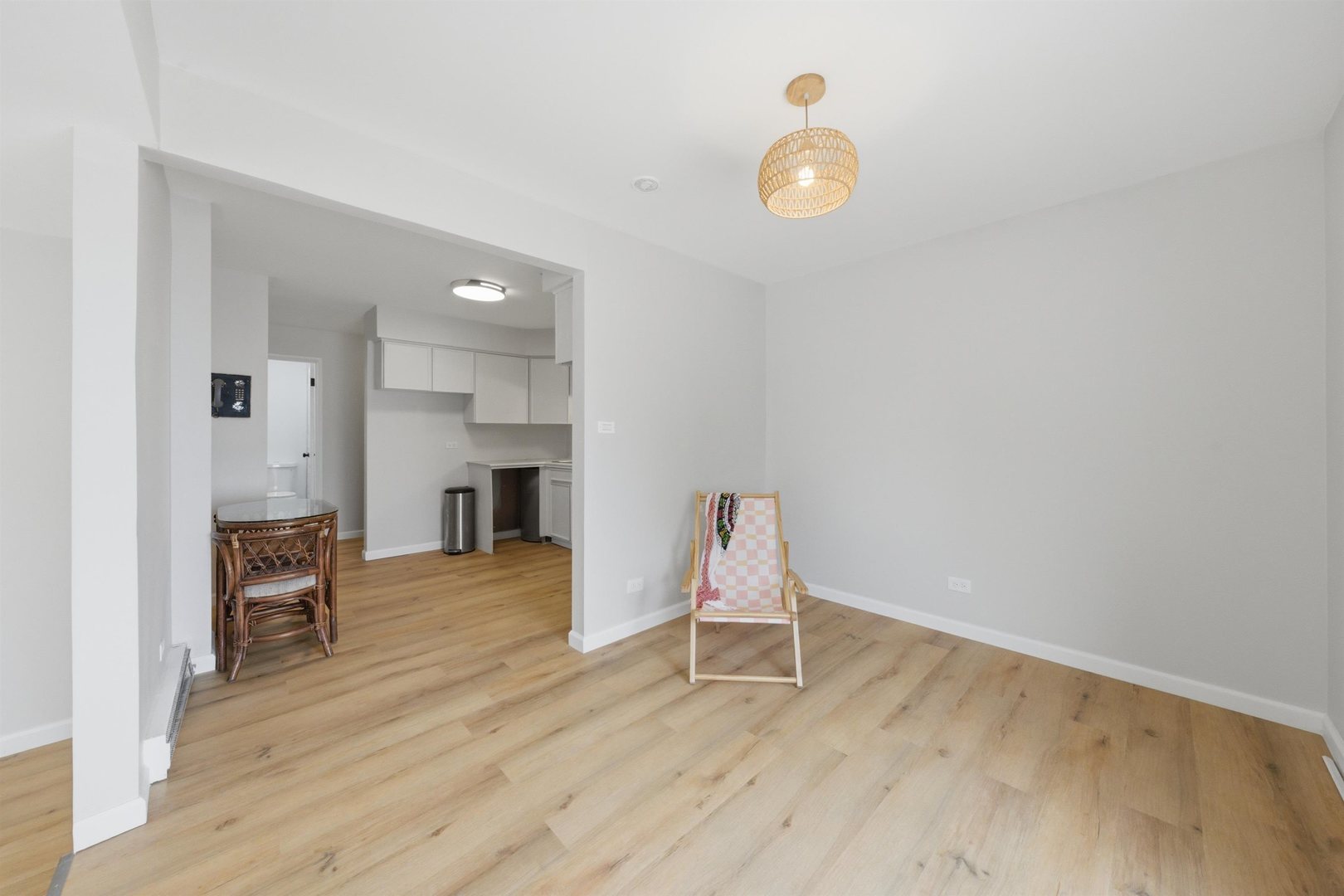 2772 East 75th Street, Unit 2GS Chicago, IL 60649 - Photo 7 of 22