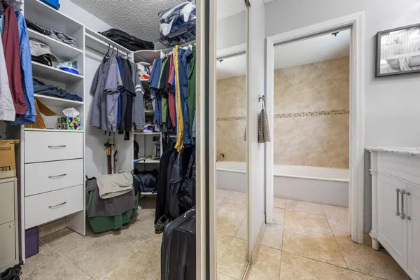$730,000 | 940 Southwest 96th Avenue, Pembroke Pines, FL 33025