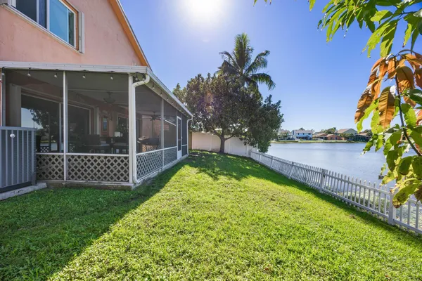 $730,000 | 940 Southwest 96th Avenue, Pembroke Pines, FL 33025
