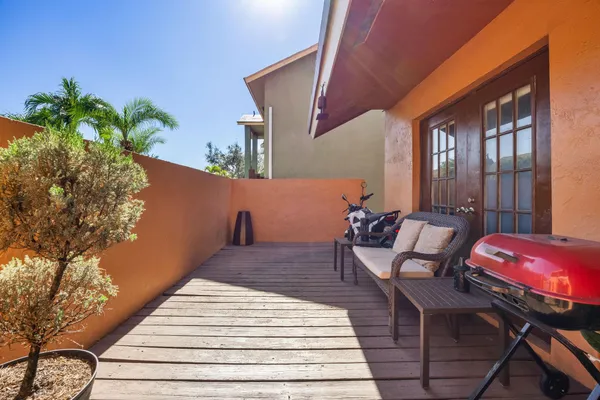 $730,000 | 940 Southwest 96th Avenue, Pembroke Pines, FL 33025