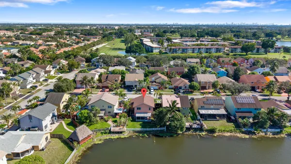 $730,000 | 940 Southwest 96th Avenue, Pembroke Pines, FL 33025