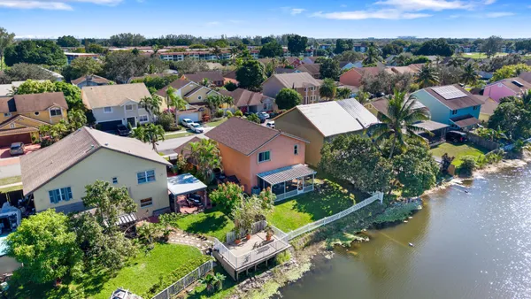 $730,000 | 940 Southwest 96th Avenue, Pembroke Pines, FL 33025
